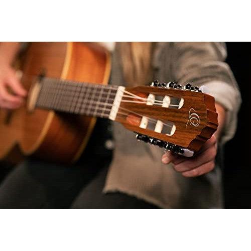 Ortega Guitars 6 String Family Series Full Size Nylon Classical Guitar w/Bag, Right, Cedar Top-Natural-Satin, (R122)