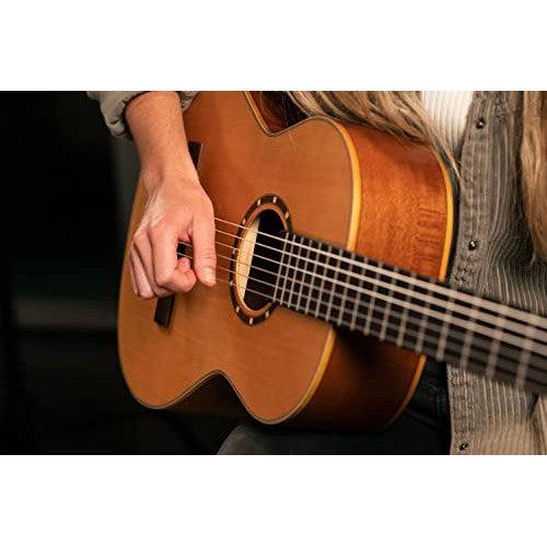 Ortega Guitars 6 String Family Series 3/4 Size Nylon Classical Guitar w/Bag, Right, Cedar Top-Natural-Satin, (R122-3/4)