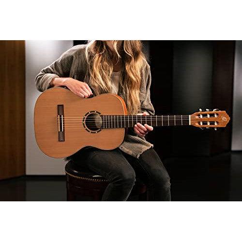 Ortega Guitars 6 String Family Series 7/8 Size Nylon Classical Guitar w/Bag, Right, Cedar Top-Natural-Satin, (R122-7/8)