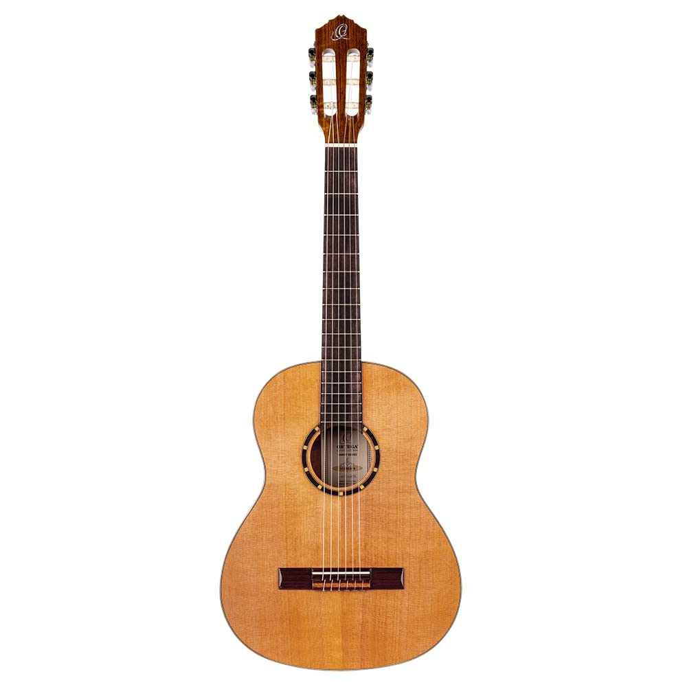 Ortega Guitars 6 String Family Series 3/4 Size Nylon Classical Guitar w/Bag, Right, Cedar Top-Natural-Gloss, (R122G-3/4)